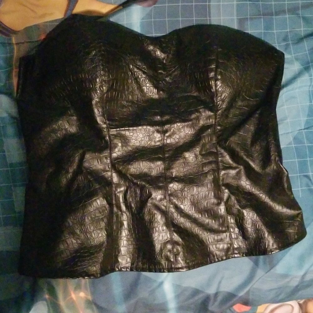 Snake skin corset